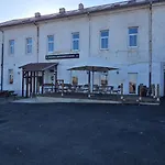 U Johnu Hotel