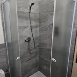 U Johnu Hotel