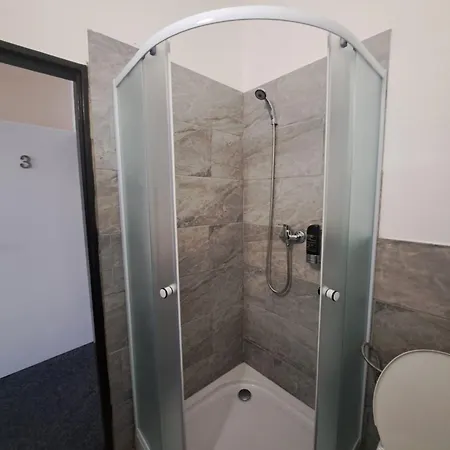 U Johnu Hotel Petrovice (Usti nad Labem)