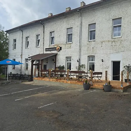 Hotel U Johnů Petrovice (Usti nad Labem)
