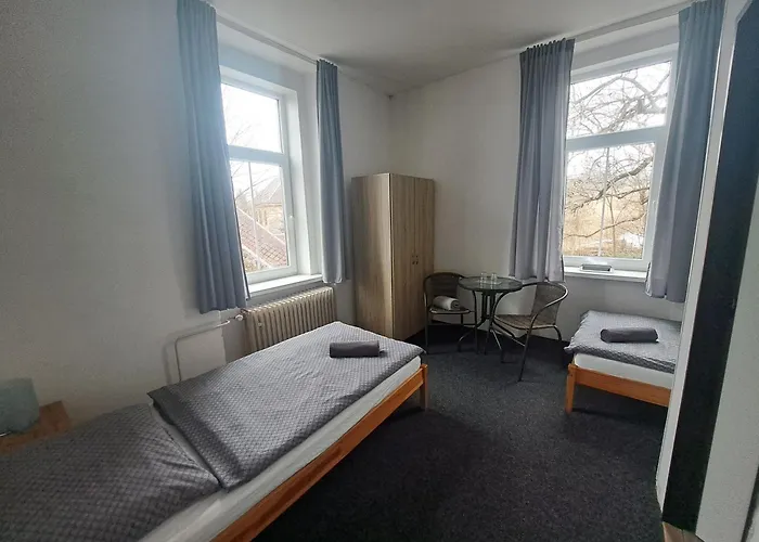 U Johnu Hotell