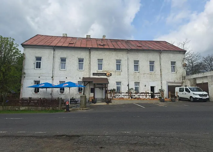 U Johnu Hotell Petrovice (Usti nad Labem)